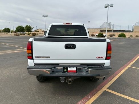 Used 2004 GMC Sierra 2500 SLE w/ Heavy-Duty Power Package RWD image 5