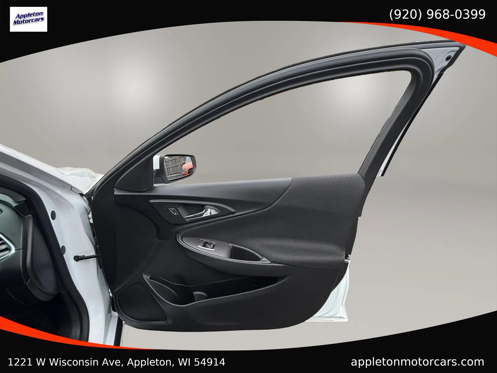 Used 2018 Chevrolet Malibu LT FWD image 44