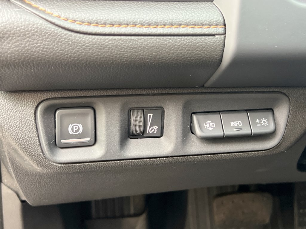 Used 2023 GMC Acadia AT4 w/ Technology Package AWD/4WD image 34