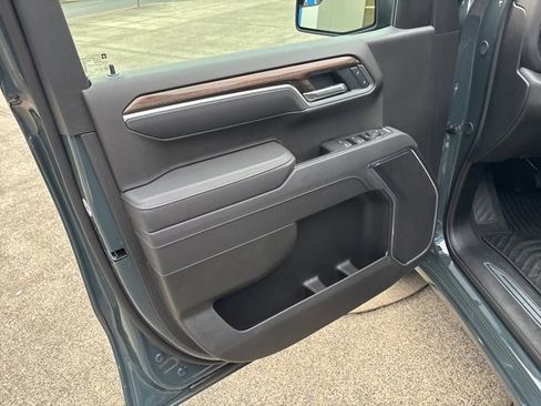 New 2025 Chevrolet Silverado 1500 LT image 25