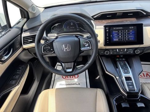 Used 2020 Honda Clarity Touring image 13