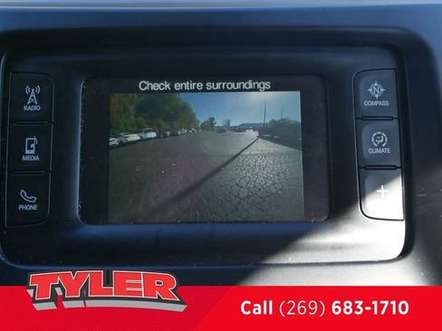 Used 2015 Jeep Cherokee Latitude w/ Cold Weather Group image 50