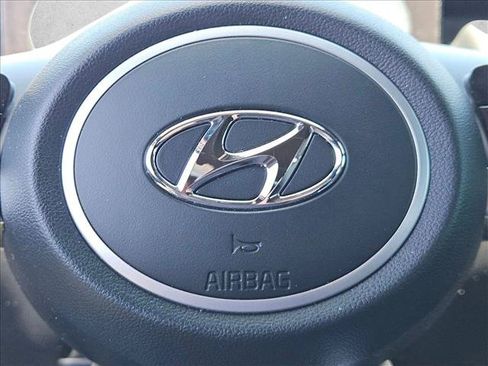 Certified 2022 Hyundai Santa Cruz SEL w/ Activity Package FWD image 12