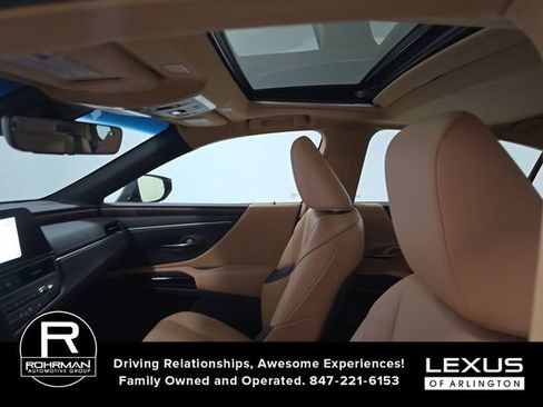Used 2024 Lexus ES 250 w/ Premium Package AWD/4WD image 7