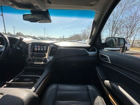 Used 2020 GMC Yukon XL Denali w/ Denali Ultimate Package image 31