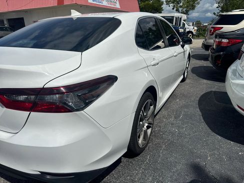 Used 2024 Toyota Camry LE FWD image 4
