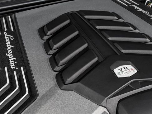 Used 2023 Lamborghini Urus S image 48