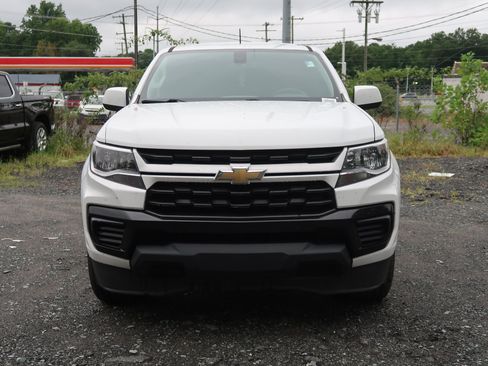 Used 2022 Chevrolet Colorado W/T w/ Custom Special Edition RWD image 3