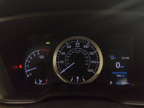 Used 2021 Toyota Corolla LE w/ LE Convenience Package FWD image 23