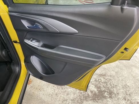 Used 2024 Chevrolet TrailBlazer RS w/ Convenience Package image 16