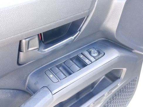 Used 2024 Toyota Tacoma SR image 20