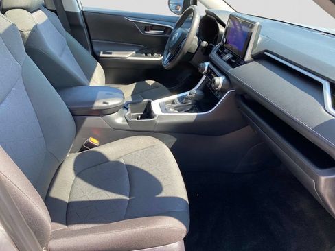 Used 2025 Toyota RAV4 XLE w/ Convenience Package AWD/4WD image 26