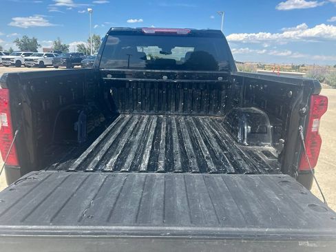 Used 2025 Chevrolet Silverado 1500 LT AWD/4WD image 5