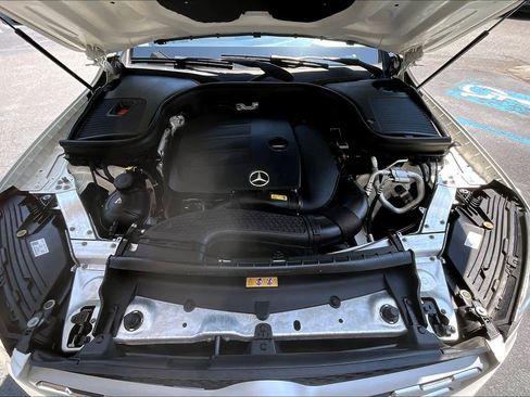 Certified 2022 Mercedes-Benz GLC 300 4MATIC w/ Driver Assistance Package image 32