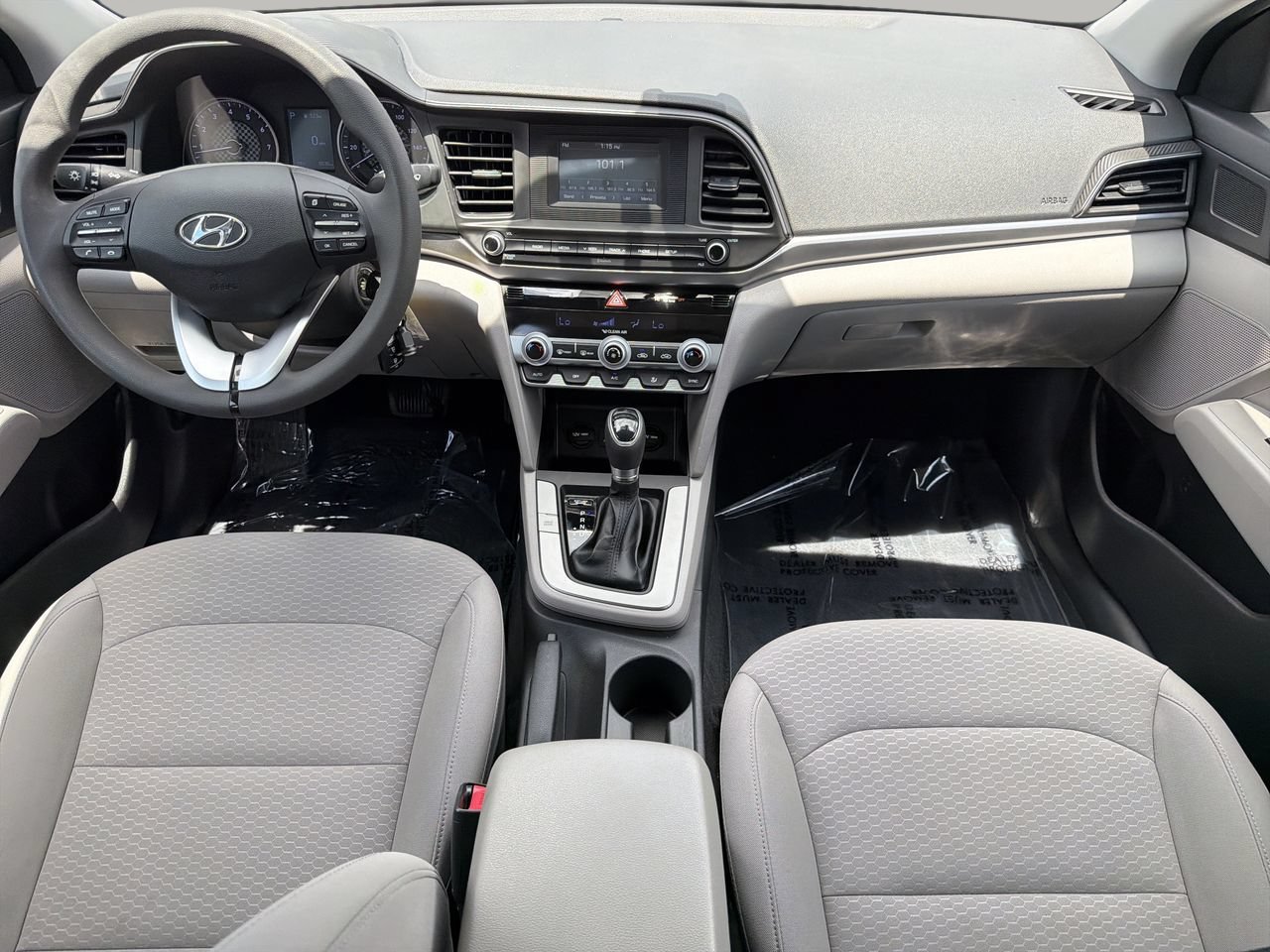 Used 2020 Hyundai Elantra SE FWD image 12