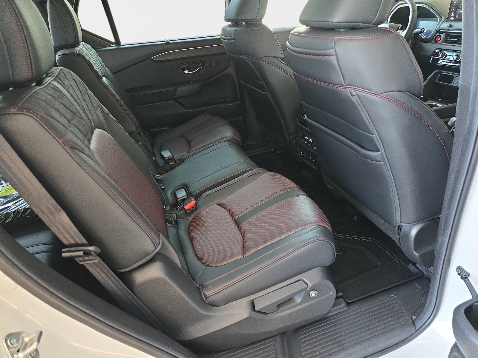 New 2026 Honda Pilot Elite image 11