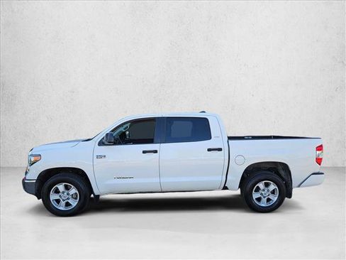 Used 2020 Toyota Tundra SR5 image 9