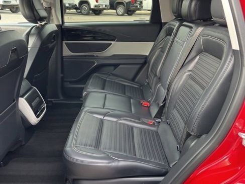 Used 2024 Lincoln Nautilus Reserve image 29