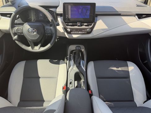 Used 2024 Toyota Corolla LE FWD image 13