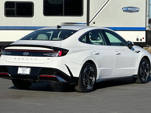 New 2026 Hyundai Sonata SEL AWD/4WD image 4
