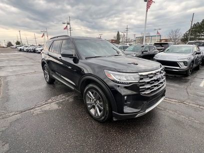 Used 2025 Ford Explorer Active w/ Active Comfort Package