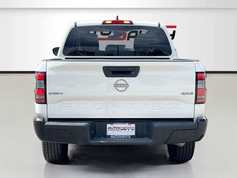 Used 2024 Nissan Frontier S w/ Technology Package AWD/4WD image 6