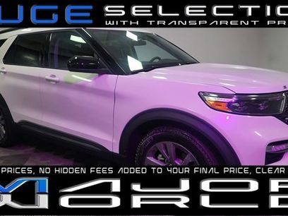 Used 2024 Ford Explorer XLT w/ Equipment Group 202A