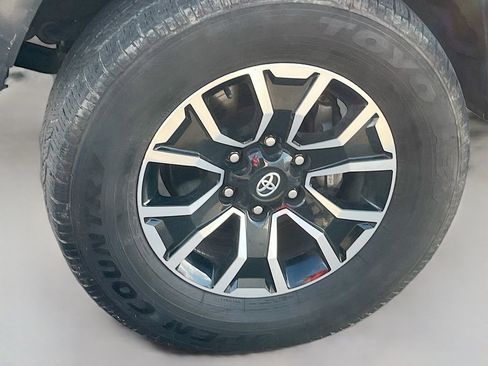 Used 2023 Toyota Tacoma TRD Sport AWD/4WD image 28