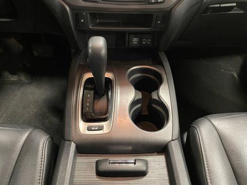 Used 2019 Honda Pilot EX-L image 11