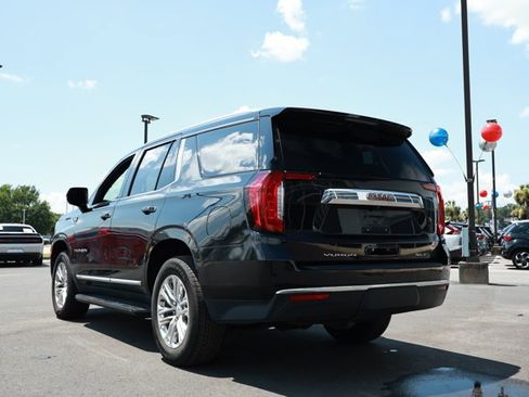 Used 2024 GMC Yukon SLT RWD image 8