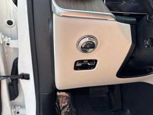 New 2026 Mercedes-Benz GLC 350e 4MATIC image 21