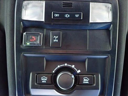 Used 2020 Toyota Tacoma TRD Off-Road image 21