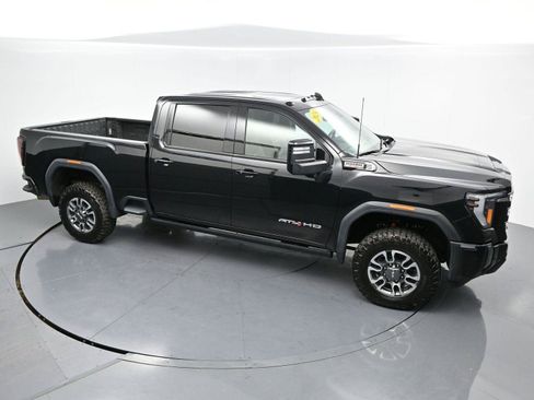 Used 2024 GMC Sierra 2500 AT4 w/ AT4 Premium Plus Package AWD/4WD image 40