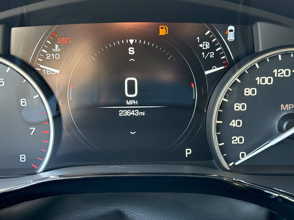 Used 2019 Cadillac XT5 Platinum w/ Trailering Package AWD/4WD image 21