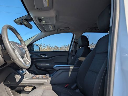 Used 2021 GMC Acadia SLE w/ Driver Convenience Package image 8