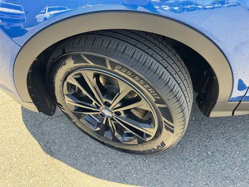Used 2018 Ford Escape SE w/ SE Sync 3 Package AWD/4WD image 36