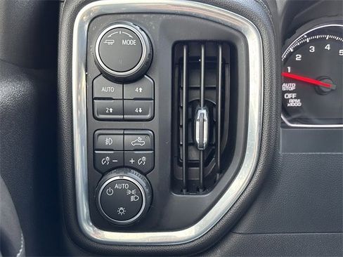 Used 2022 Chevrolet Silverado 1500 RST image 37