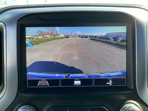 Used 2020 GMC Sierra 1500 SLT w/ SLT Premium Plus Package image 27