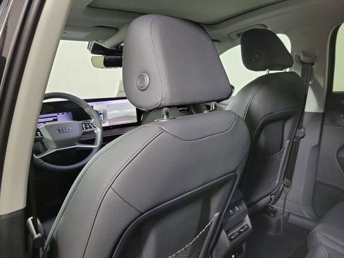 New 2026 Audi Q3 quattro 2.0T image 14