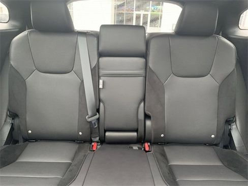 Used 2024 Lexus RX 500h F Sport image 32
