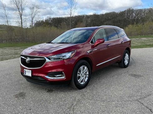 Used 2020 Buick Enclave Essence w/ Trailering Package, 5000 lbs. AWD/4WD image 1