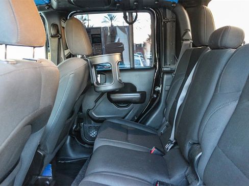 Used 2020 Jeep Gladiator Sport w/ Quick Order Package 24S image 24