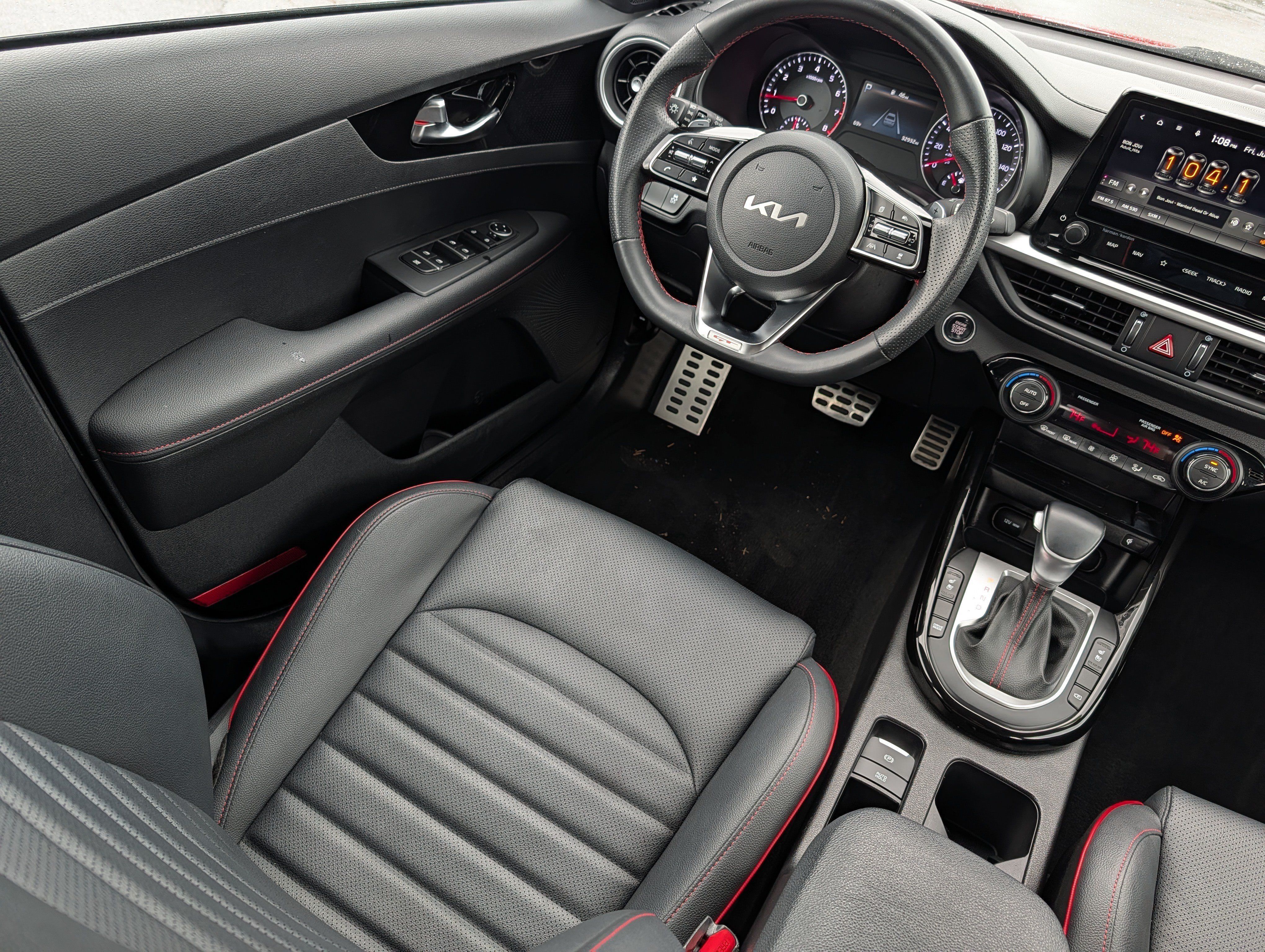 Certified 2022 Kia Forte GT w/ GT2 Package FWD image 9