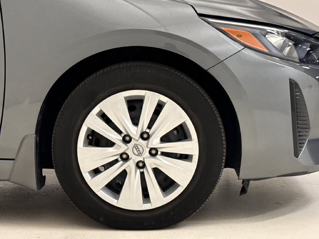 Used 2024 Nissan Sentra S w/ Lighting Package FWD image 6