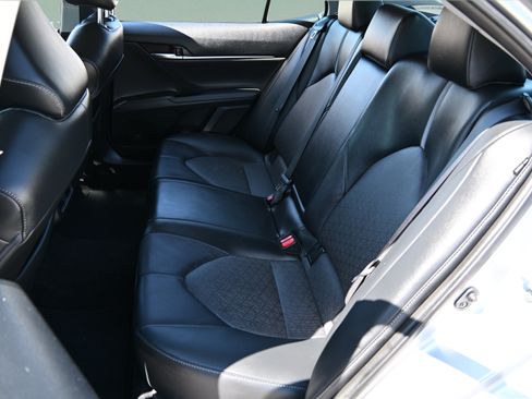 Used 2023 Toyota Camry XSE FWD image 12