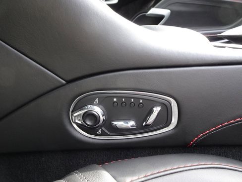 Used 2020 Aston Martin DB11 Volante image 15