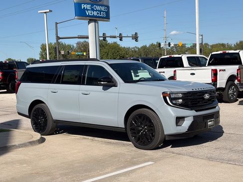 New 2027 Ford Expedition Max Platinum w/ Stealth Performance Package AWD/4WD image 7
