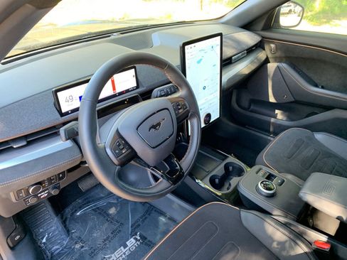 Used 2023 Ford Mustang Mach-E GT image 32