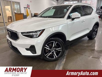 Used 2023 Volvo XC40 B5 Core w/ Convenience Package