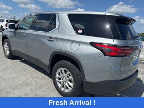 Used 2023 Chevrolet Traverse LS FWD image 14